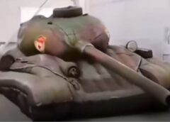 “टैंक या टॉय? जंग का वीडियो वायरल, दावा – दुश्मन को दे रहे चकमा!”