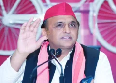 UP Politics: 2024 की जीत वाला मॉडल फिर एक्टिव, गांव-गांव पहुंच रही सपा की ‘बुकलेट स्ट्रैटेजी’, 2027 पर फोकस तेज