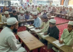 UP के मदरसों में बड़ा बदलाव! अब आधार लिंक बायोमेट्रिक सिस्टम से लगेगी शिक्षकों और छात्रों की हाजिरी