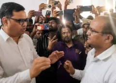 ‘तुम मुझसे सेटिंग करने आए थे…’ जांच के बीच भड़के IAS रिंकू सिंह राही, EO से तीखी बहस का वीडियो चर्चा में, जानिए पूरा मामला