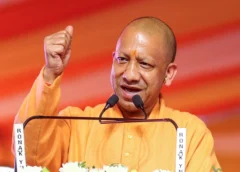 यूपी के शिक्षकों के लिए बड़ी सौगात! 8 जुलाई से शुरू होगी कैशलेस इलाज योजना, परिवार को भी मिलेगा लाभ