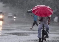 यूपी में अगले 48 घंटे भारी बारिश का अलर्ट, 10 जिलों में रेड तो 5 में ऑरेंज अलर्ट; 23 अगस्त तक बरसेंगे बादल