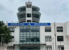 वाराणसी एयरपोर्ट पर लाइसेंसी पिस्टल से अचानक चली गोली, दो कर्मचारी घायल; मैगजीन निकालते वक्त दब गया ट्रिगर