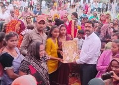 विधानसभा क्षेत्र भगवन्तनगर : सुमेरपुर ब्लॉक के मलौना रजपाल खेड़ा में जल विहार मेले व आल्हा गायन में पहुँचे मानवेन्द्र सिंह
