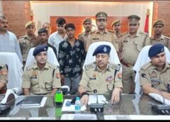 बंद मकान से बंदूक-जेवर चोरी करने वाले दो गिरफ्तार,