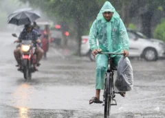 UP Weather: यूपी में आज हल्की बारिश के आसार, उमस भरी गर्मी से मिलेगी राहत; मानसून की विदाई की तैयारी शुरू