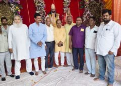 वरिष्ठ अधिवक्ता फारूक अहमद का रामलीला समिति द्वारा भव्य स्वागत कर किया गया सम्मानित