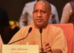 योगी कैबिनेट के 22 बड़े फैसले: पौने दो लाख कर्मचारियों को कैशलेस इलाज, ग्रेटर नोएडा में बनेगा रोबोटिक्स पार्क