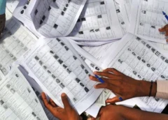 यूपी में वोटर लिस्ट में नाम जुड़वाने के लिए 5.59 लाख आवेदन, दो दिन चला विशेष अभियान